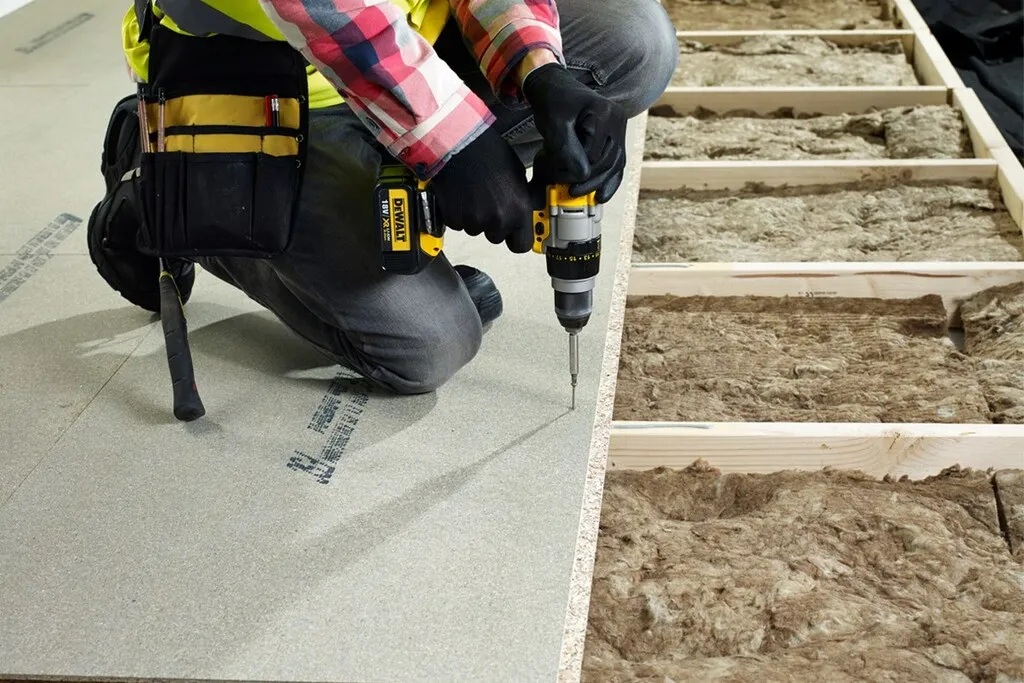 22mm CaberFloor P5 Chipboard T&G Flooring (2400mm x 600mm)
