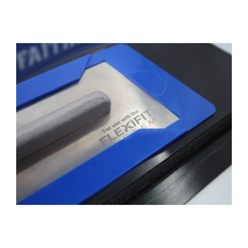 Faithfull FlexiFit Trowel Kit - Plastic Blade with Foam 16" (406mm)